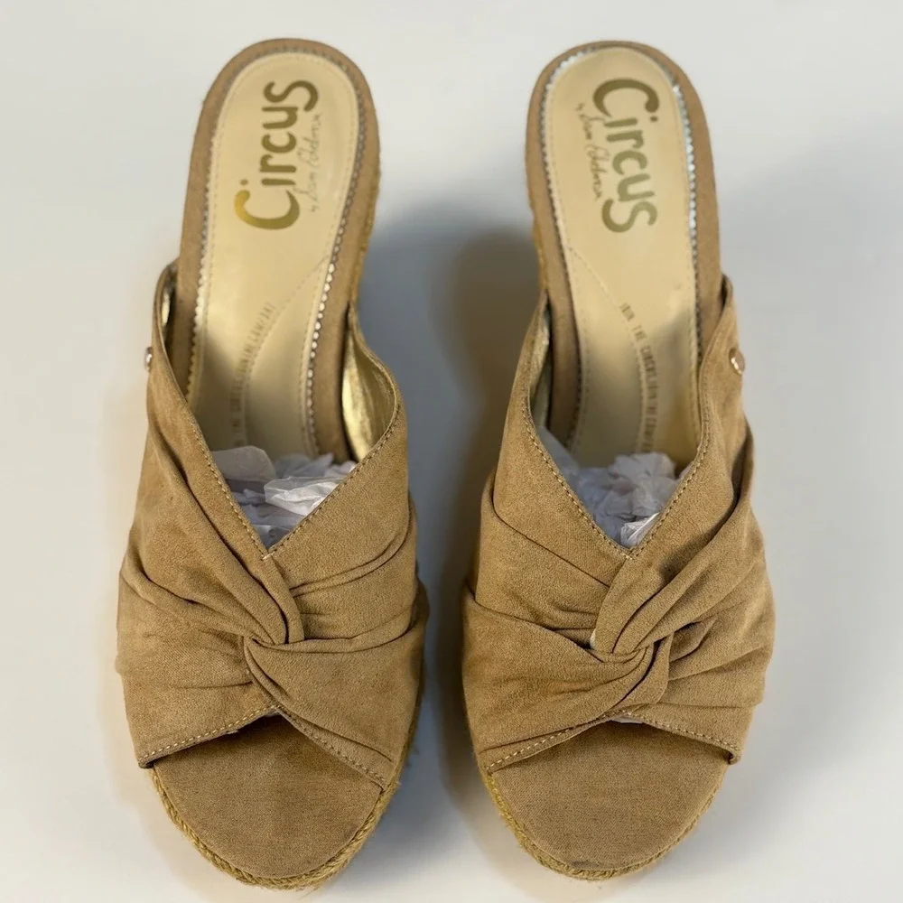 Circus by Sam‎ Edelman Women's Tan Espadrille Wedge Sandals Size 9.5